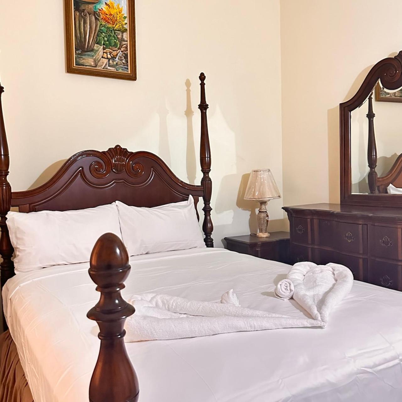 Jamnick Vacation Rentals - Richmond, St Ann, Jamaica Очо-Ріос Номер фото